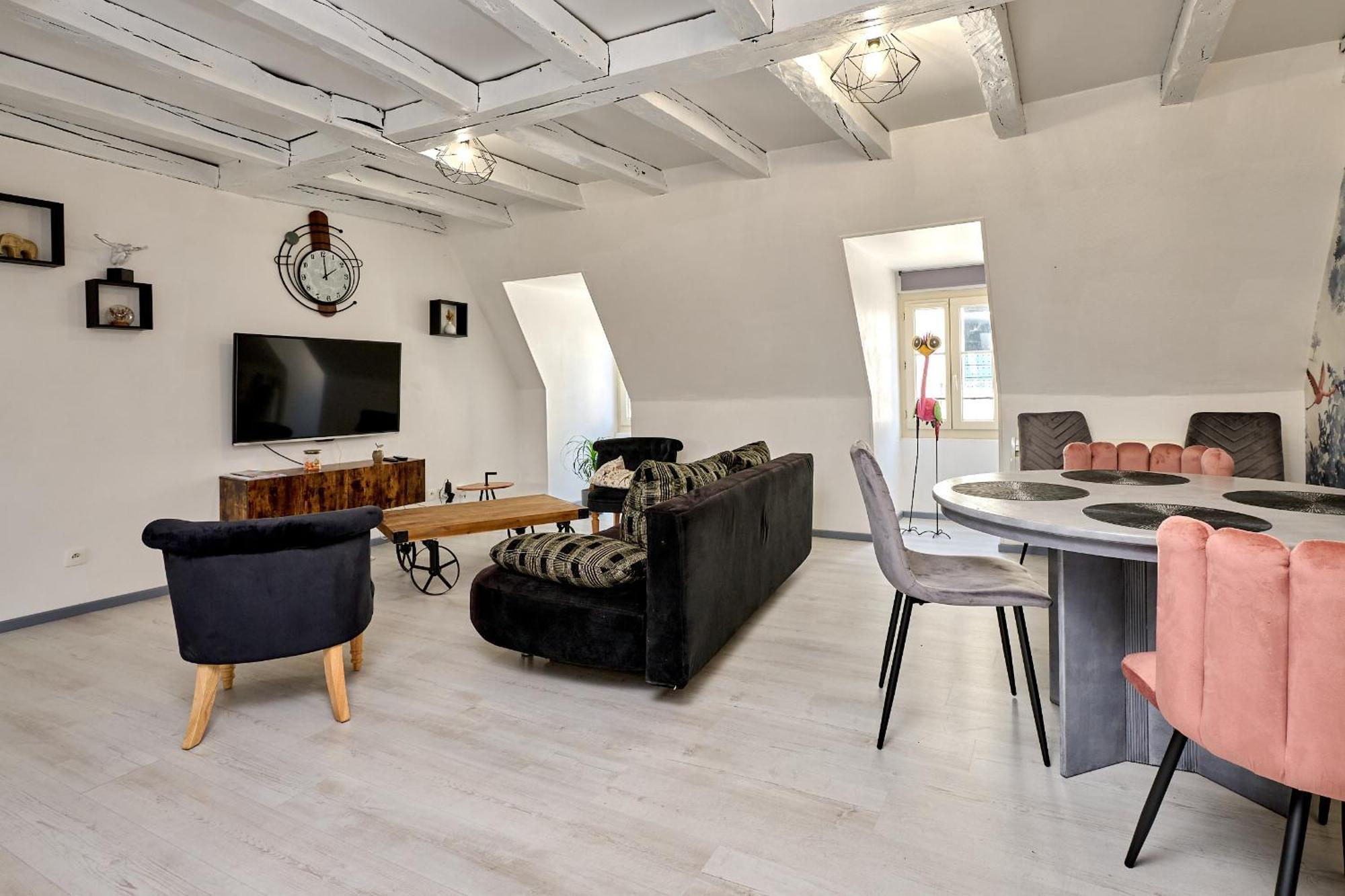 Appartement De Caractere, Charme 讷韦尔 外观 照片