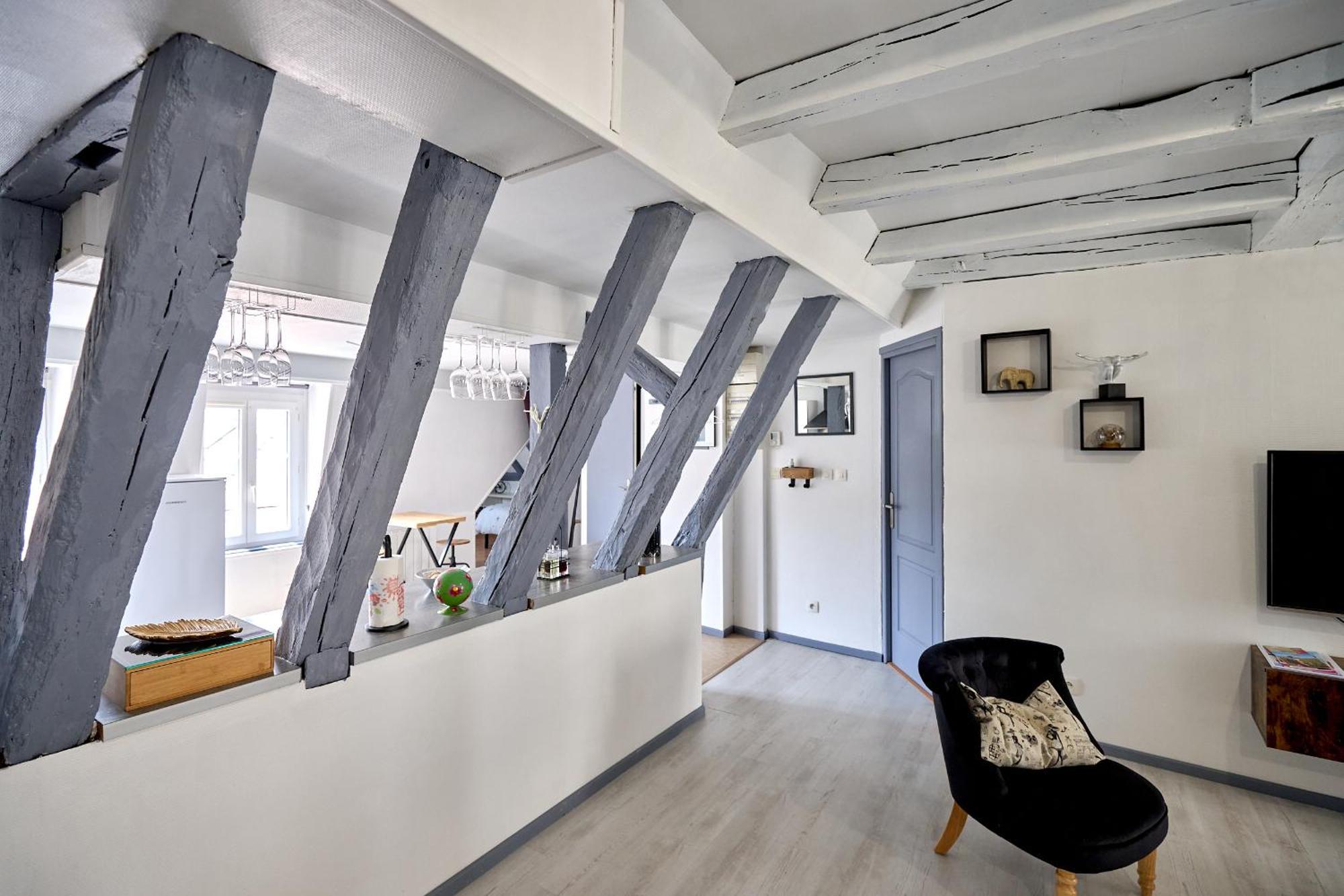 Appartement De Caractere, Charme 讷韦尔 外观 照片