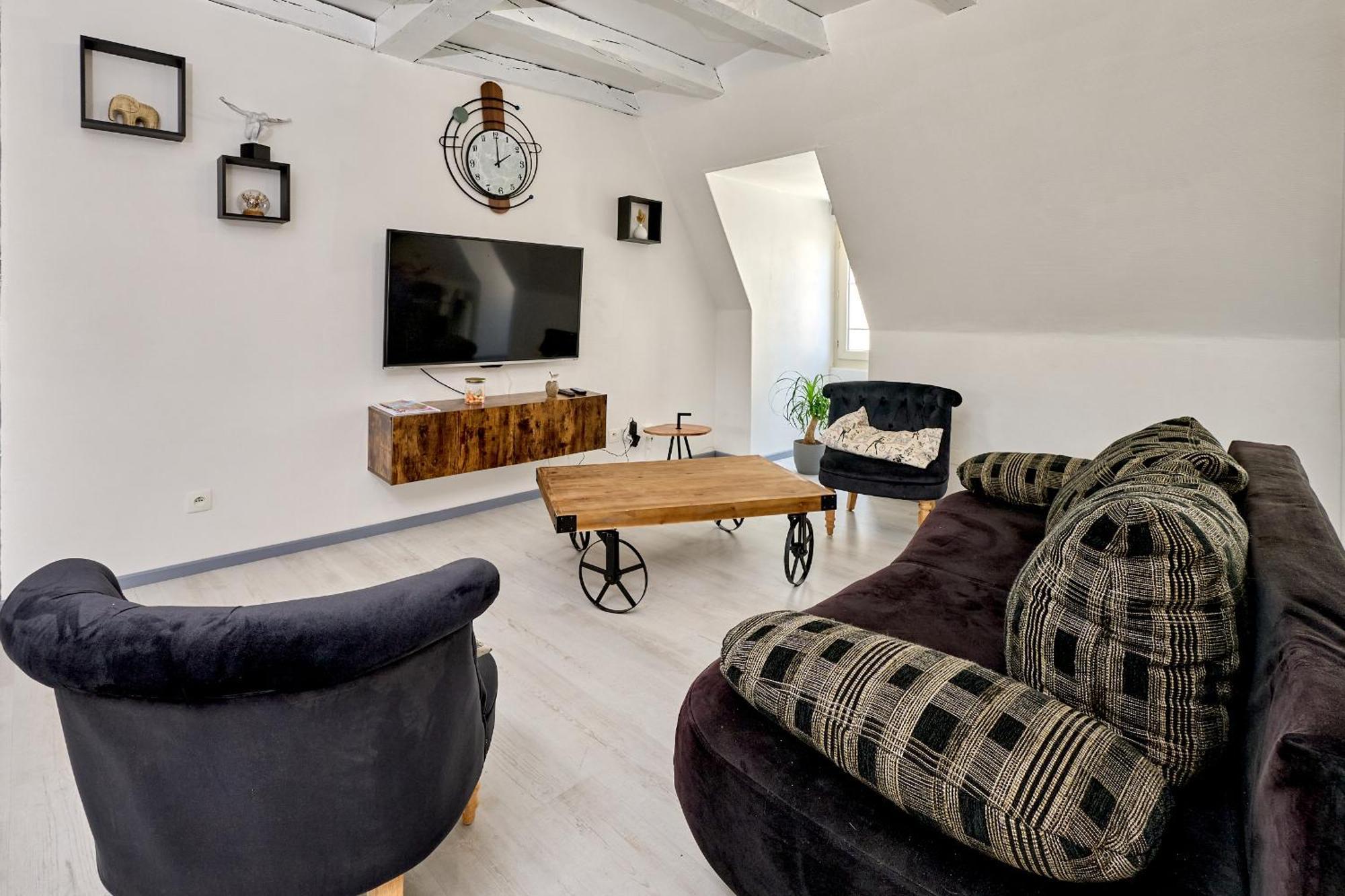 Appartement De Caractere, Charme 讷韦尔 外观 照片